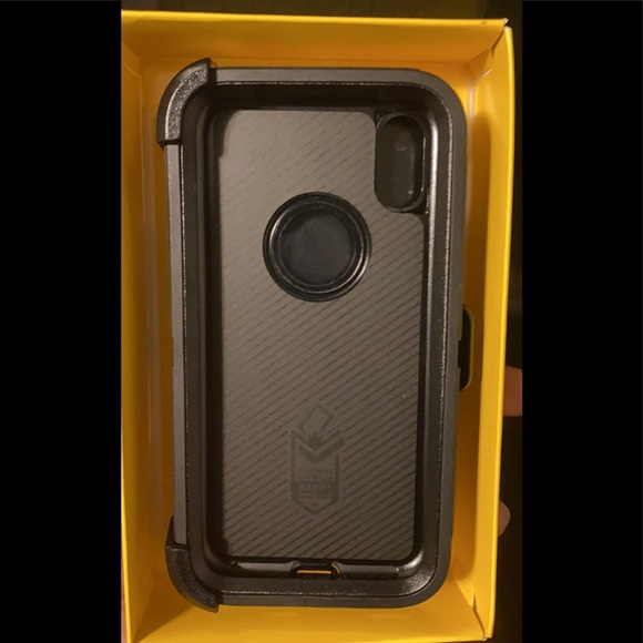 Iphone X / Xs case with stand - Picture 3 of 4